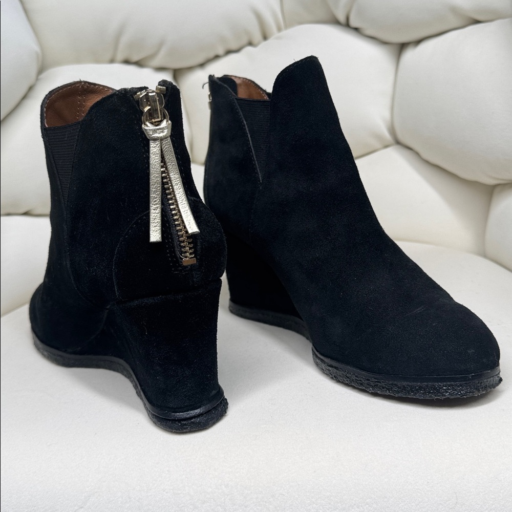 BETTYE MULLER Black Suede Wedge Ankle Boots with Back Zip Size 7